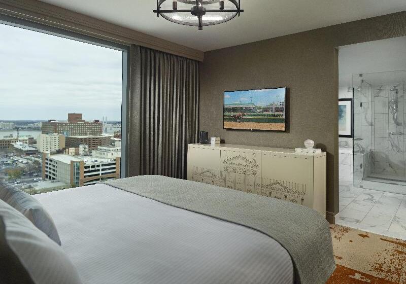 מיטת קינג בסוויטה, Omni Louisville