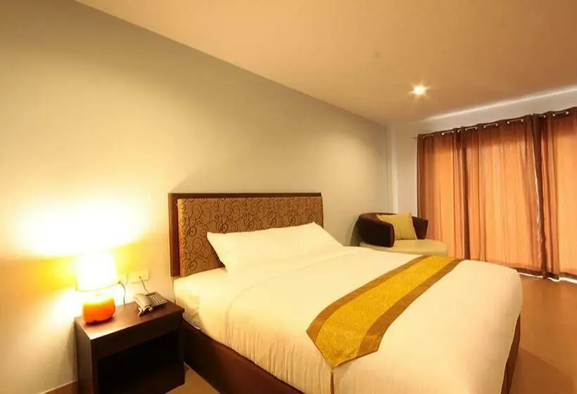 デラックスルーム, Paragon Suites Resort