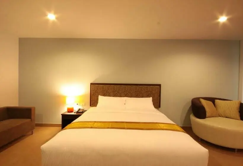 デラックスルーム, Paragon Suites Resort