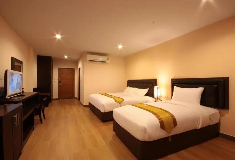 バルコニー付スタンダード4ベッドルーム, Paragon Suites Resort