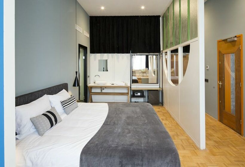 اتاق استاندارد چهار تخته, Quentin Zoo