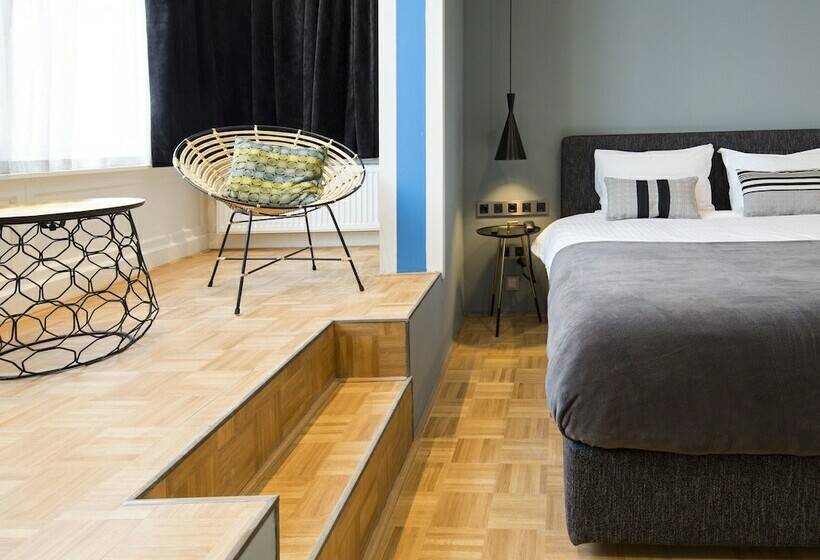 اتاق استاندارد چهار تخته, Quentin Zoo