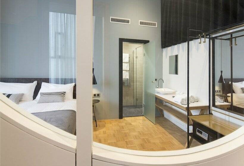 اتاق استاندارد چهار تخته, Quentin Zoo