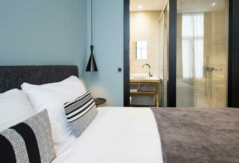 اتاق استاندارد, Quentin Zoo