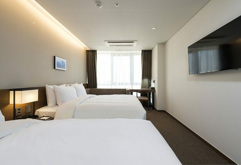 Номер Superior, Ramada Encore By Wyndham Haeundae