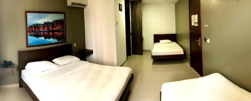 חדר משפחתי דלוקס, Suites Caribe