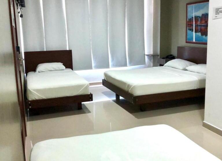 חדר משפחתי דלוקס, Suites Caribe