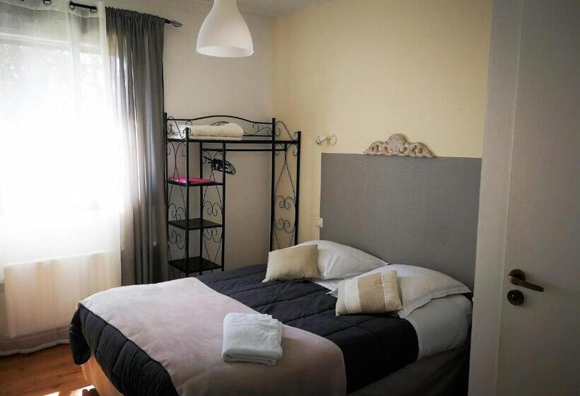 Номер Стандарт, Terrasses De L Aven