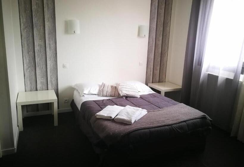 Четырехместный Номер Стандарт, Terrasses De L Aven