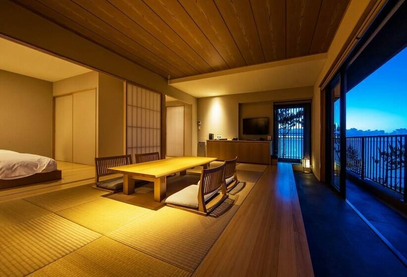 جناح ديلوكس مطل على البحر, Umino Ryotei Okinawa Nakamasou