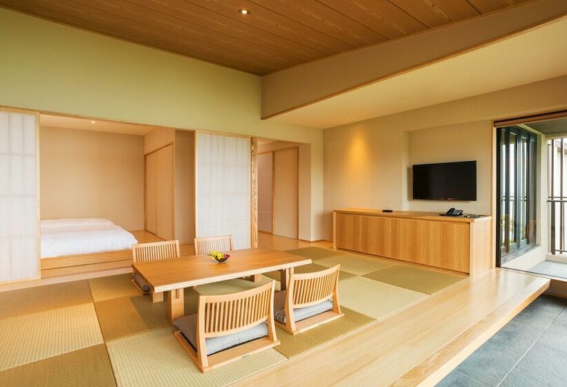 جناح ديلوكس مطل على البحر, Umino Ryotei Okinawa Nakamasou