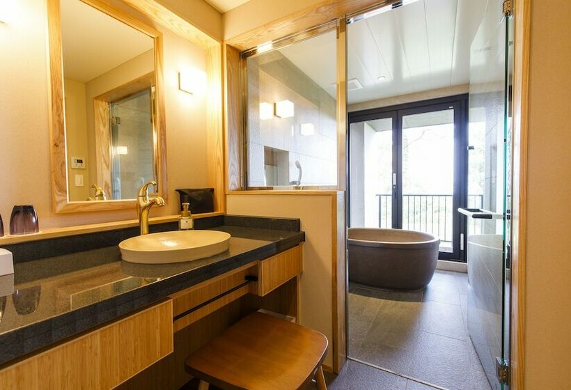 جناح مطلّ علي البحر, Umino Ryotei Okinawa Nakamasou