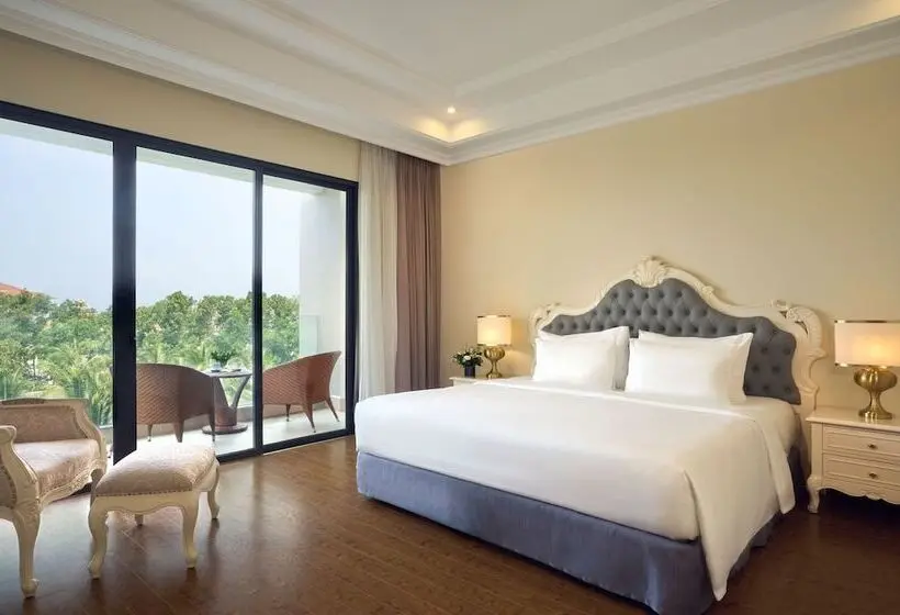 اتاق لوکس با چشم‌انداز باغ, Wyndham Grand Phu Quoc