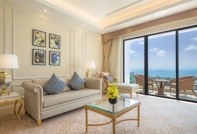 Deluxe Suite Sea View, Wyndham Grand Phu Quoc