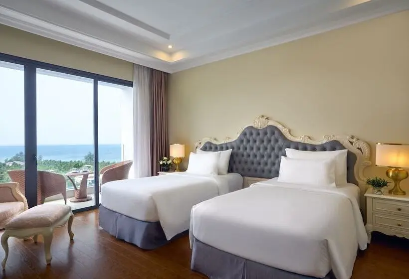 اتاق لوکس با تخت بزرگ, Wyndham Grand Phu Quoc