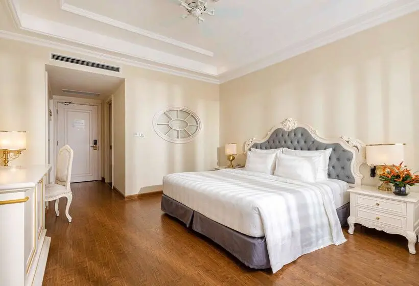 اتاق سوپریور با تخت بزرگ, Wyndham Grand Phu Quoc