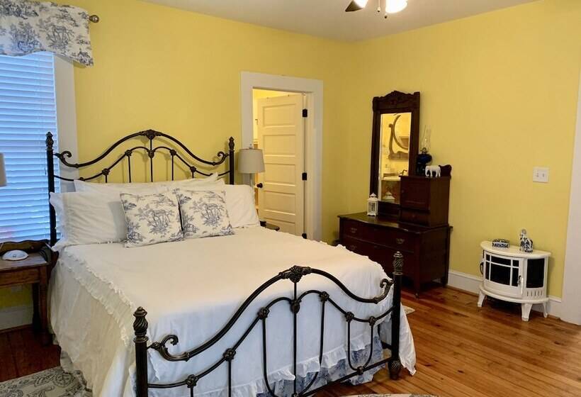 스위트, Bama Bed & Breakfast Campus