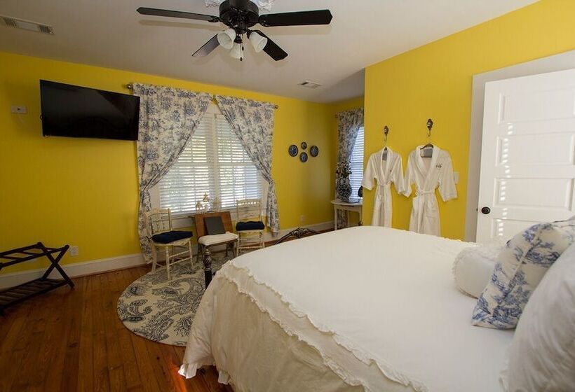 스위트, Bama Bed & Breakfast Campus