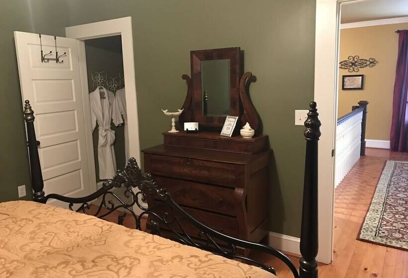 스위트, Bama Bed & Breakfast Campus