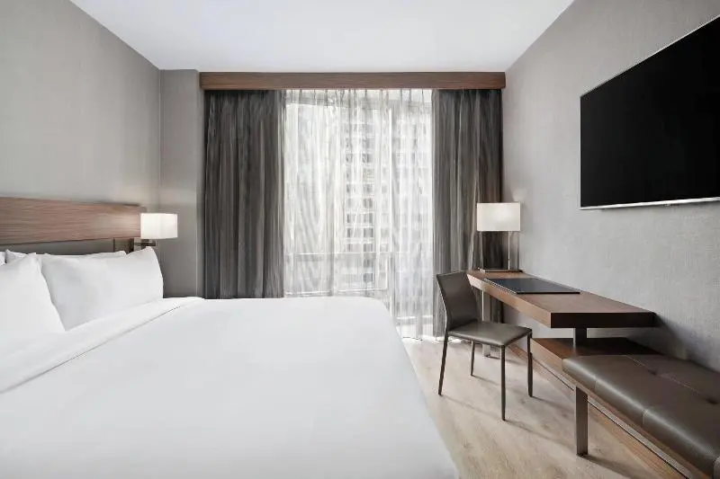 اتاق استاندارد با تخت بزرگ, Ac Hotel By Marriott New York Downtown