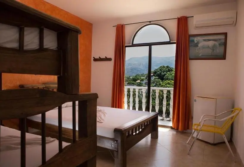 Standard Kolmen Hengen Huone, Anamichu Suites