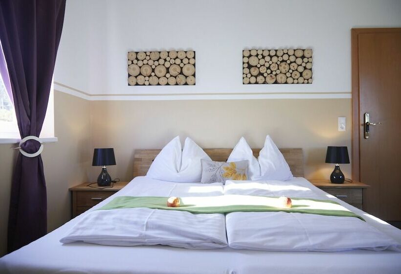 Номер Стандарт, I Am Hotel Graz Seiersberg