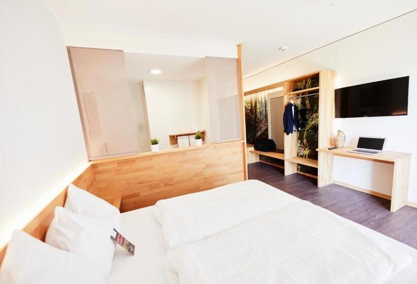 Номер Deluxe с Балконом, I Am Hotel Graz Seiersberg