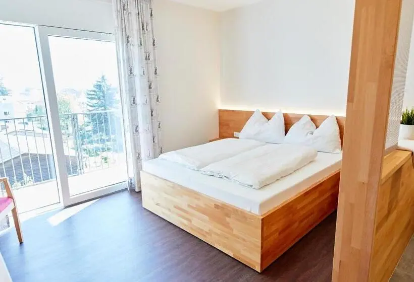 バルコニー付きデラックスルーム, I Am Hotel Graz Seiersberg