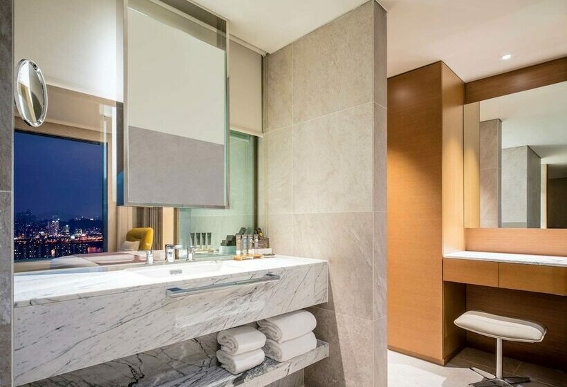 Люкс Повышенной Комфортности, Novotel Suites Ambassador Seoul Yongsan