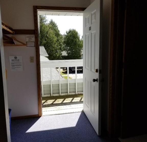 Номер Economy, Square Rigger Lodge