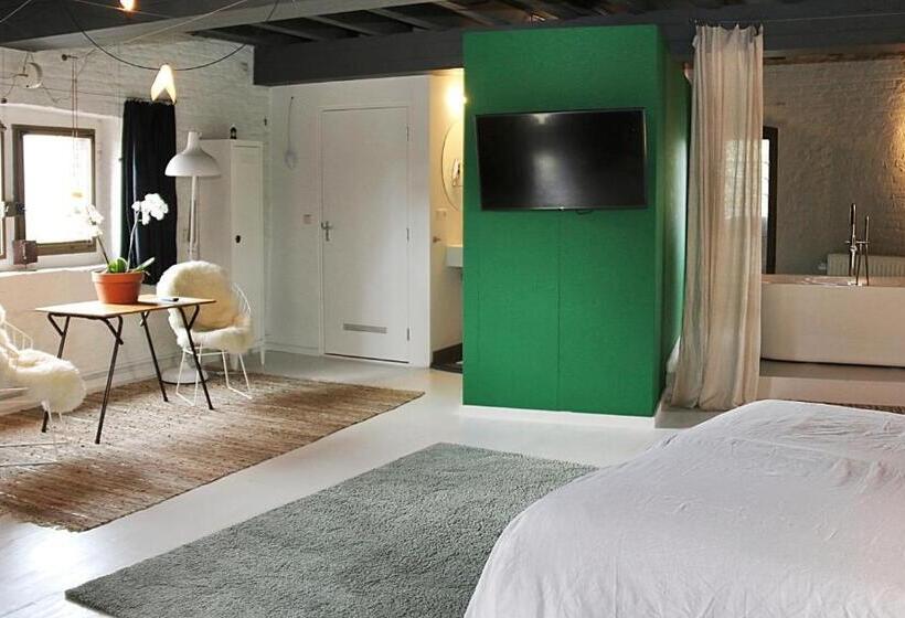 豪华房间, De Pelsertoren