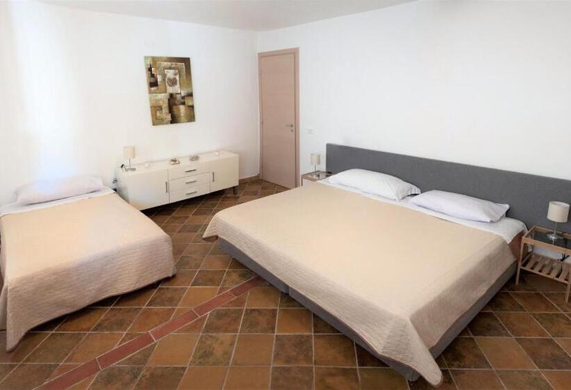 スタンダードトリプルルーム, Guest House Del Lido