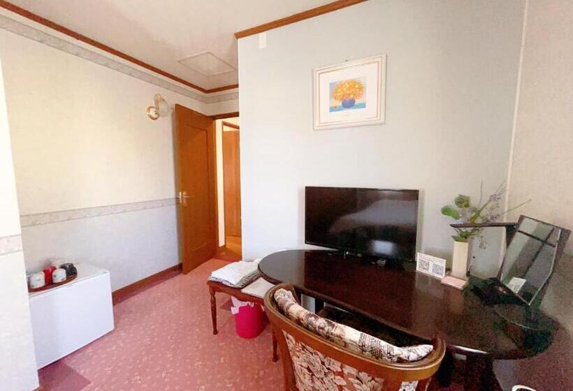 חדר סטנדרט, Otarunishikien