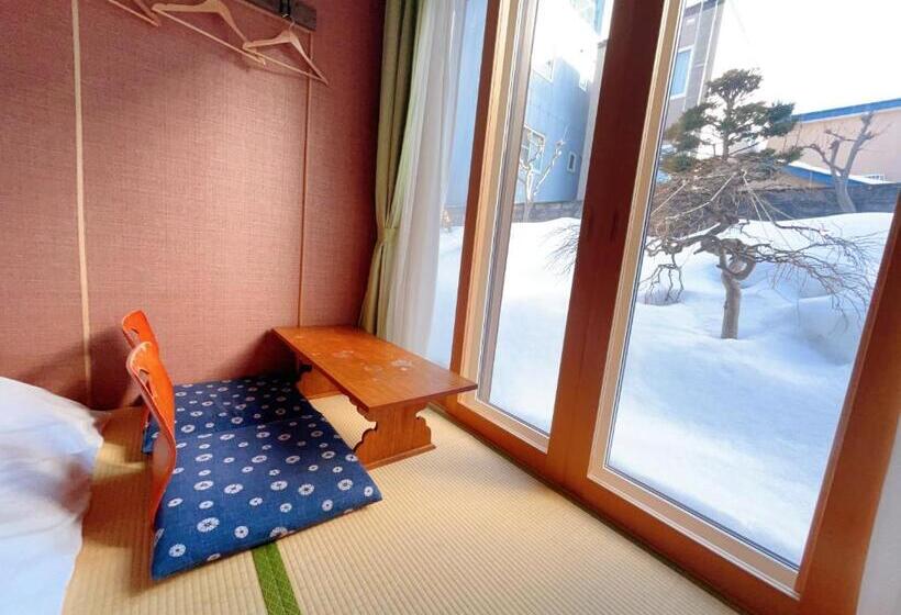 חדר סטנדרט נוף לגינה, Otarunishikien