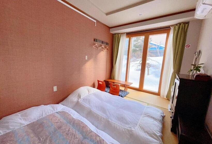 חדר סטנדרט נוף לגינה, Otarunishikien