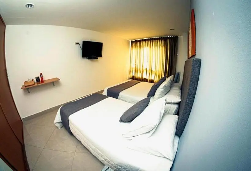 اتاق استاندارد چهار تخته, Llanogrande Airport By Bernalo Hotels