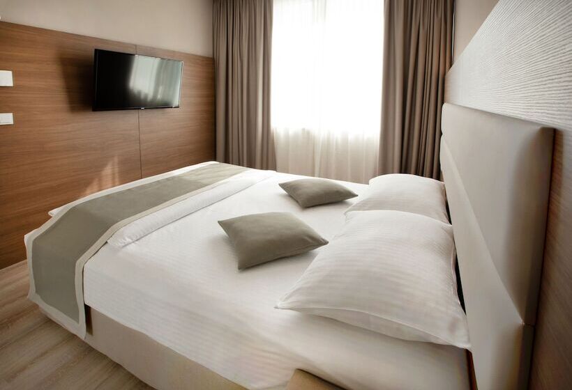 آپارتمان 1 خوابه, Ocak Apartment &
