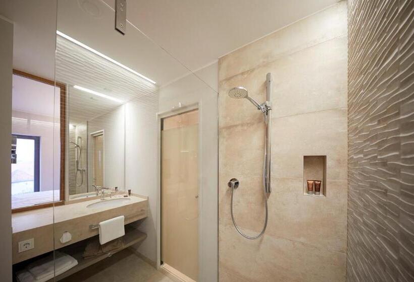 اتاق استاندارد, Rittergut Stoermede