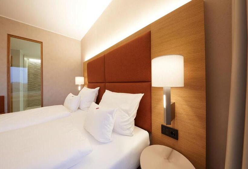 سوییت جونیور, Rittergut Stoermede