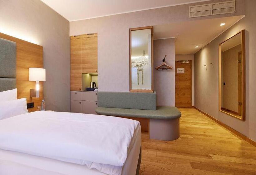 اتاق لوکس, Rittergut Stoermede