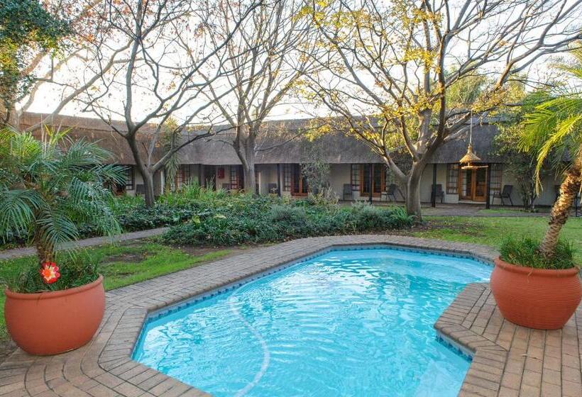 디럭스 스위트, Safari Club Guest Lodge Or Tambo International Airport