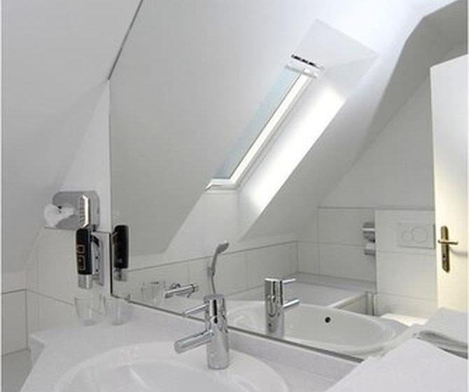 标准间, Zur Alten Krone