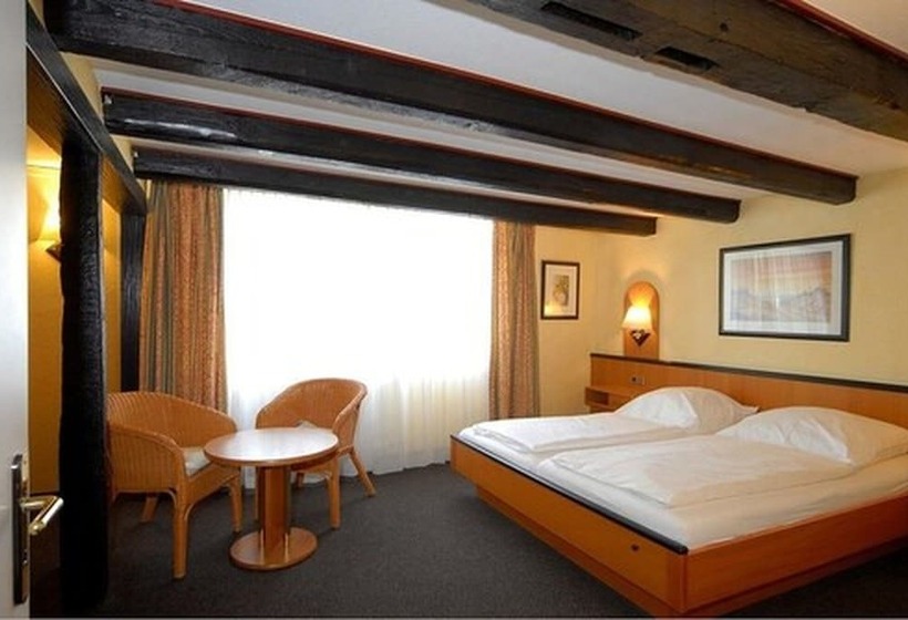 标准间, Zur Alten Krone