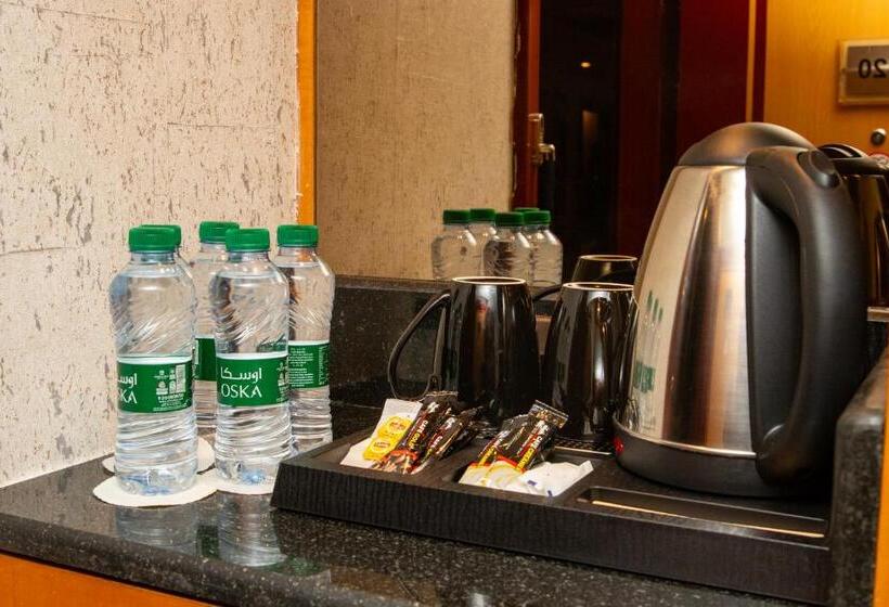 标准间, Maysan Al Maqam