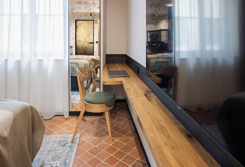 חדר פרמיום, Nomadic Urban Premium Suites