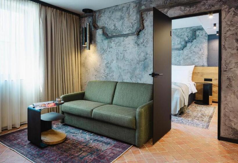 דירת חדר, Nomadic Urban Premium Suites