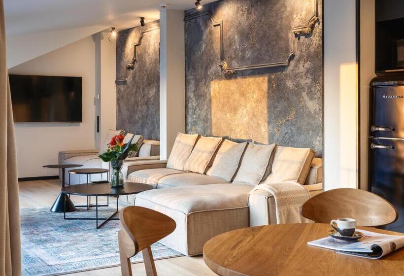 דירת פנטהאוז 1 חדרי שינה, Nomadic Urban Premium Suites