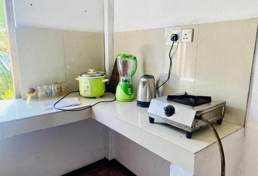 バルコニー付き１ベッドルームアパートメント, Hamba Hostel For Safari