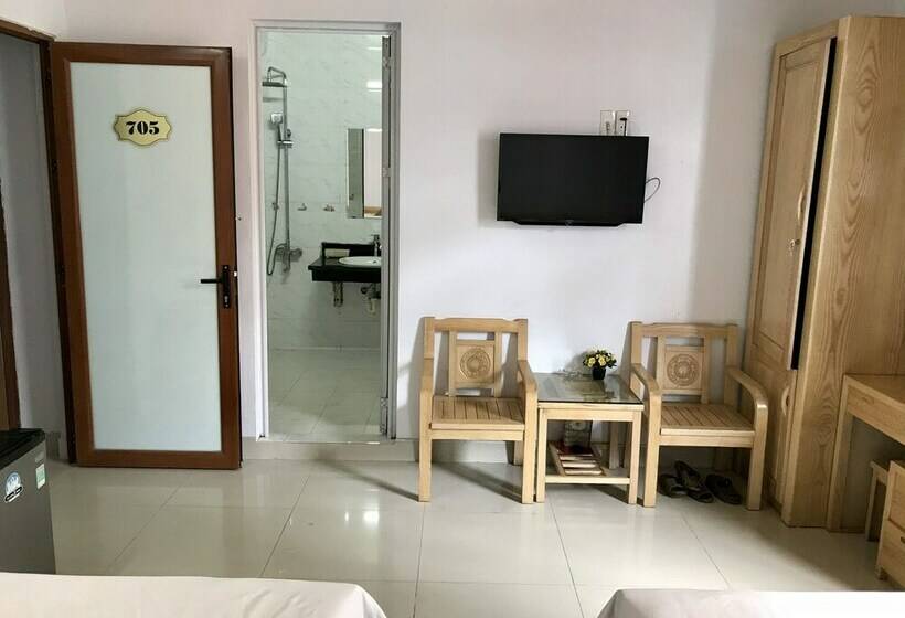 اتاق لوکس, Sofia Tam Dao  & Spa