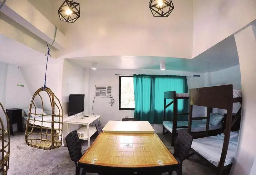 ファミリールーム, Jmp Hostel